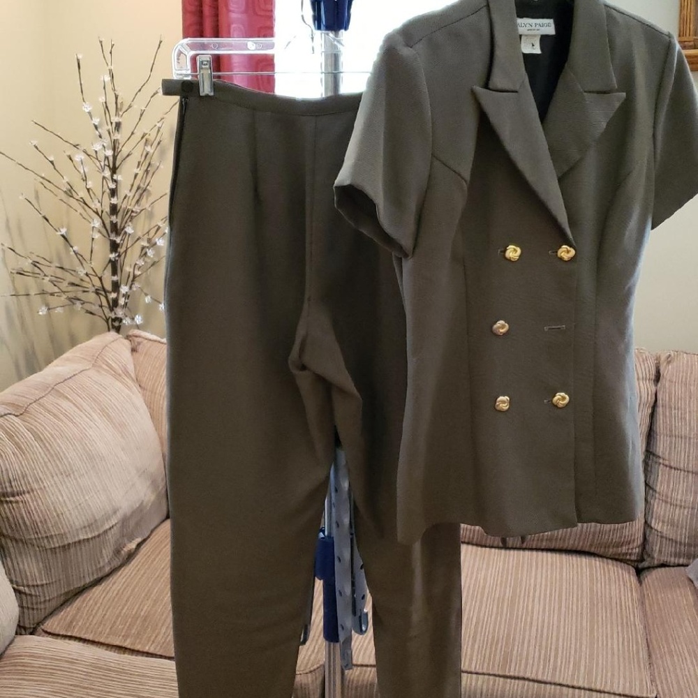 Pant set /blazer - short sleeve